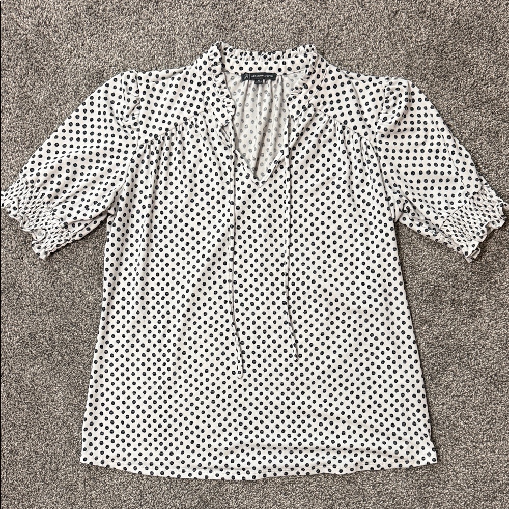Adrianna Papell Polka Dot Tie-Neck Women's Top -White with Black/Gray Dots Sz M